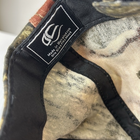 Garth‎ Brooks World Tour Camo World Tour Hat Cap Adjustable - Picture 8 of 9